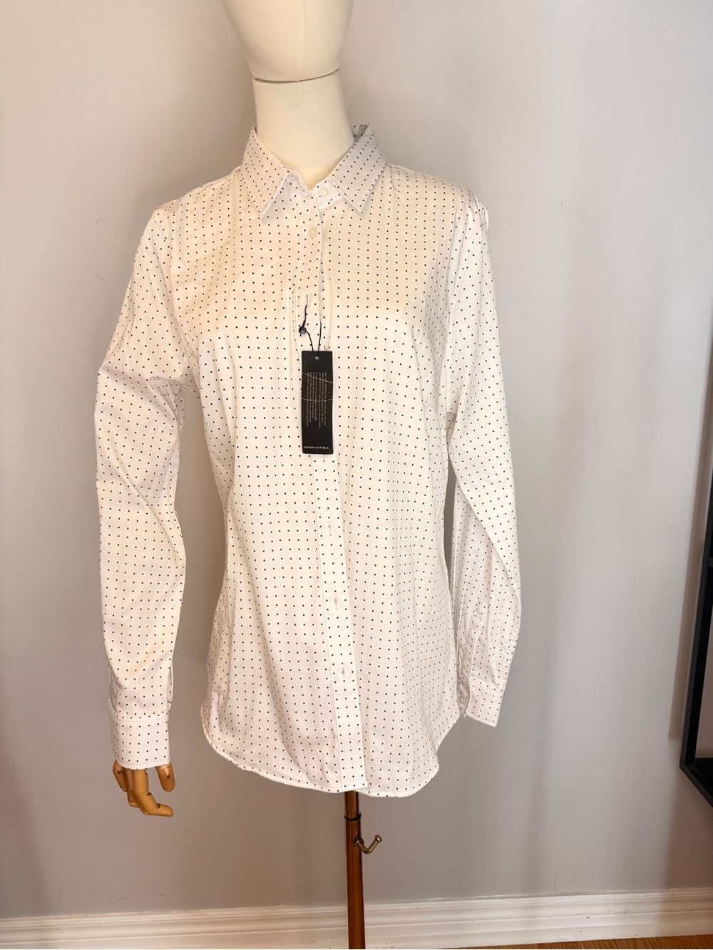 Banana Republic Riley Tailored Fit Polka Dot Shirt White Non-Iron Size 12